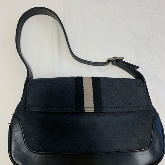 SOLD!!! Good Condition Gucci Small Bag - Picture 2 of 4